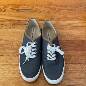 American Eagle Casual Sneakers - size 8.5